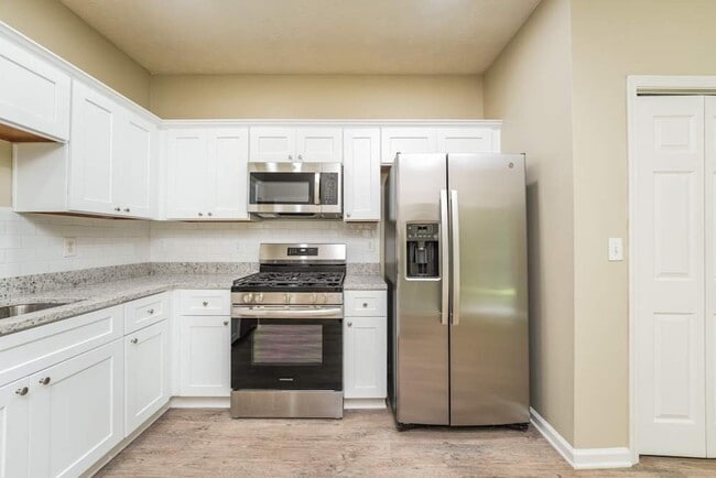 Building Photo - 3862 Jackson Shoals Dr
