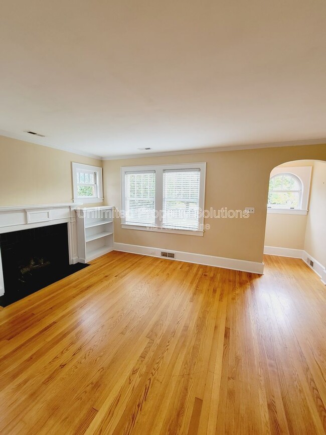 Building Photo - 116 Keaton Ave