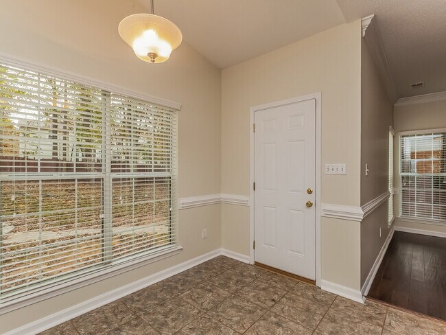 Building Photo - 13709 Chambray Ln