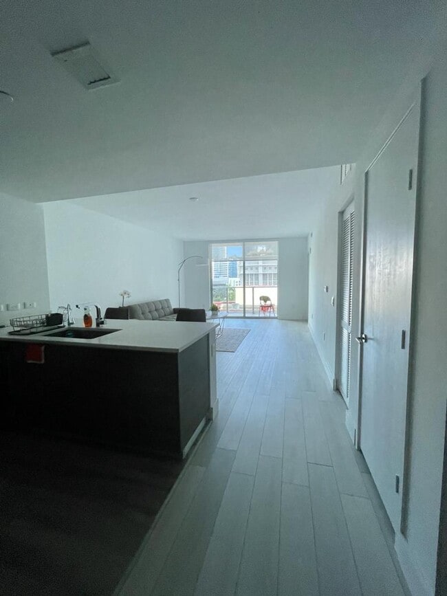 living&dining room - 1100 S Miami Ave