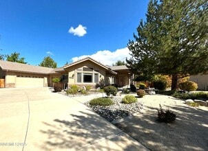 Building Photo - 3140 Scarlet Oaks Ct