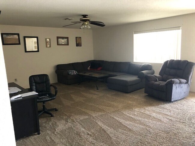 Foto del edificio - COMING SOON! Beautiful 3-Bed, 2-Bath Home;...