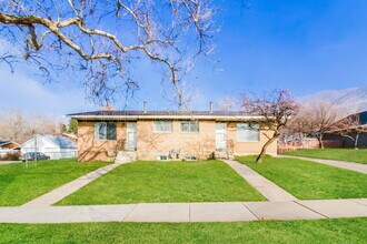 Building Photo - 45 E 400 N