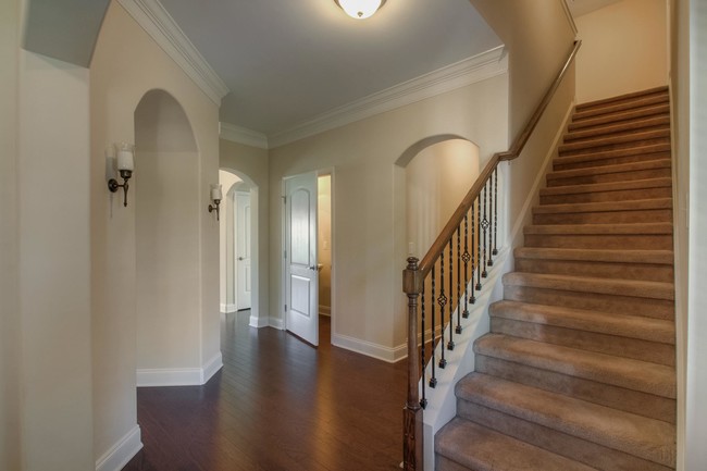 Building Photo - 2611 Westerham Way