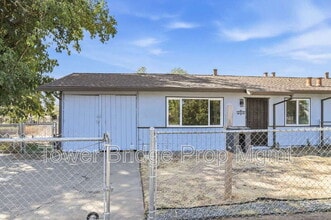 Building Photo - 1718 Grand Ave