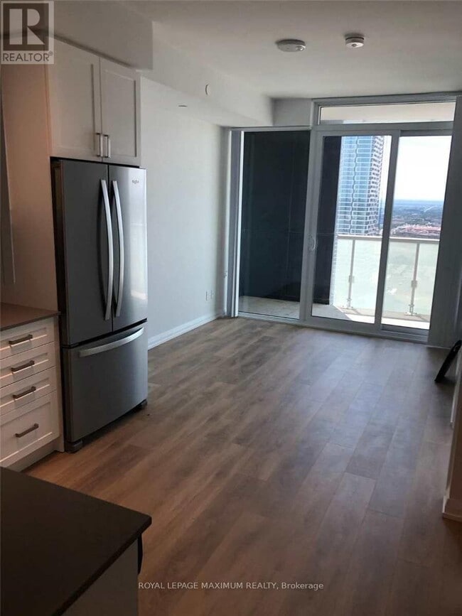 Building Photo - 7895 Jane St