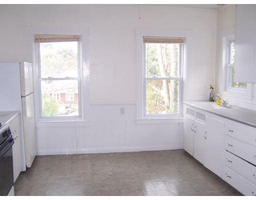 Kitchen - 235 W Main St