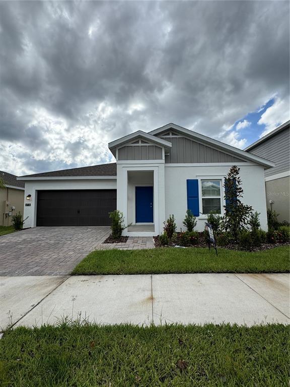 Foto principal - 4718 Golden Knight Blvd