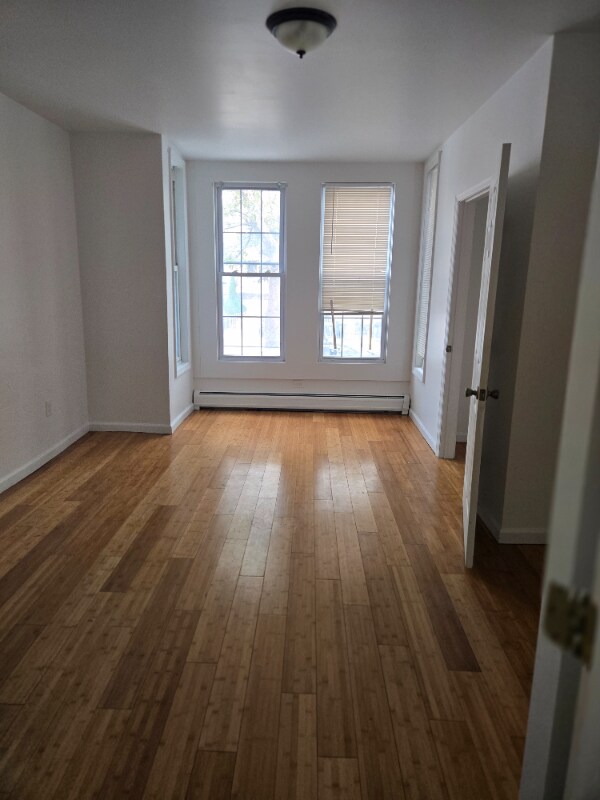 Foto del edificio - 316 Summer Ave