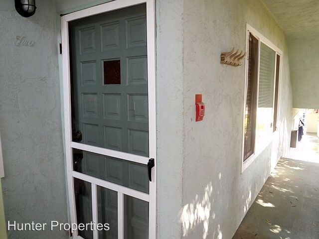 Building Photo - 744 3rd St