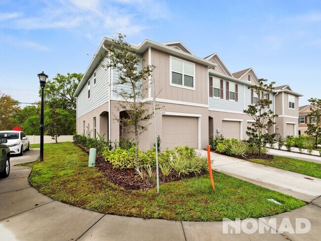 Building Photo - 3 Bedroom Townhome in Tampa