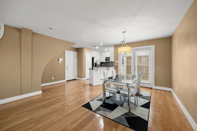 Foto del edificio - 5951 S Loop E