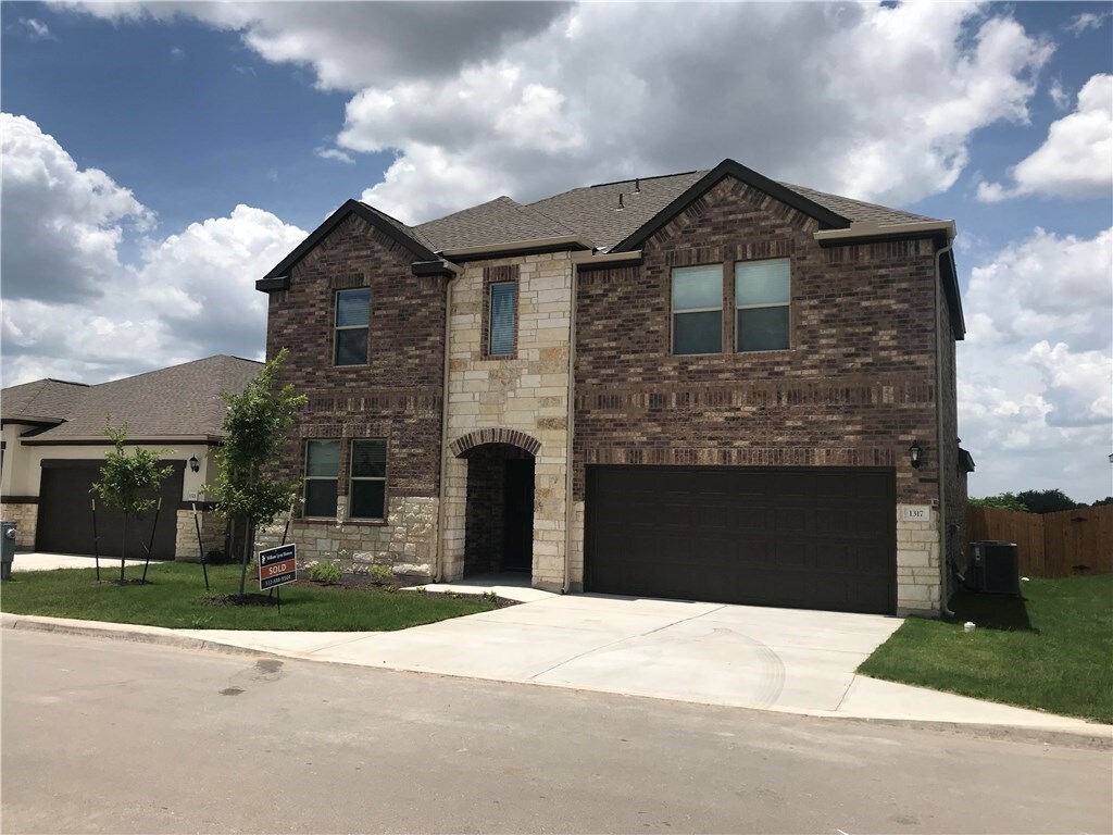 Foto principal - 1317 Eagle Ridge Trail