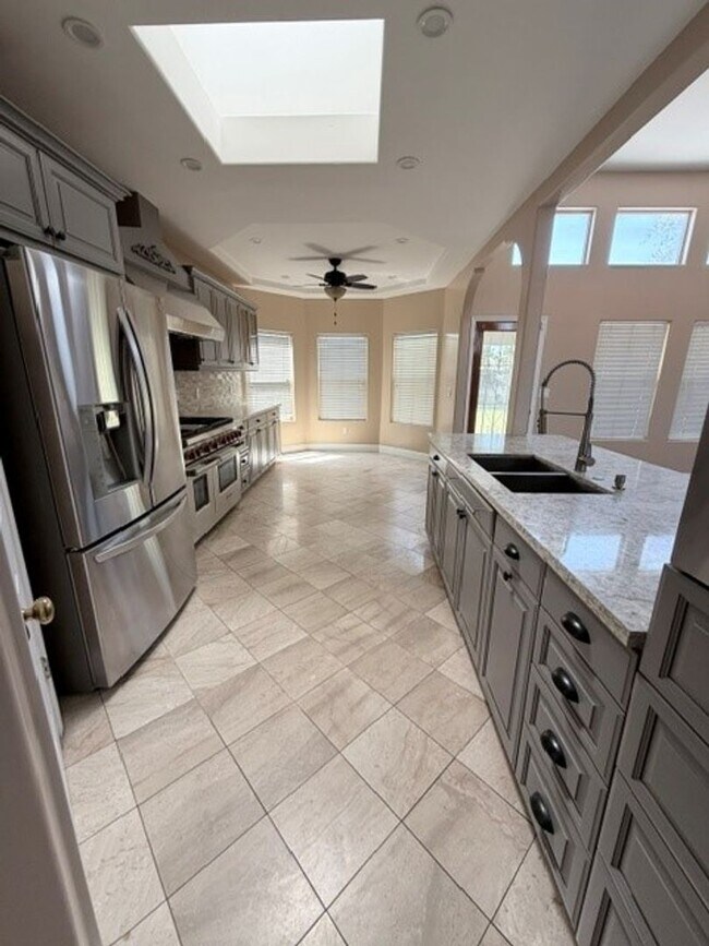 Foto del edificio - 5009 Glacier Canyon Ct