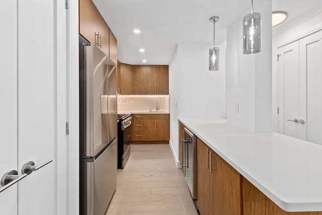 Foto del edificio - 333 E 34th St