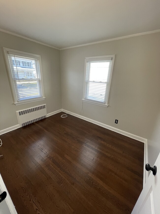 2nd bedroom - 354 Midland Ave