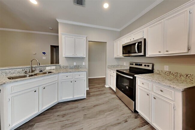 Foto del edificio - 26873 Manor Falls Dr