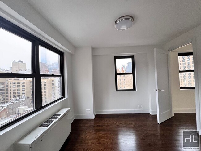 Foto del edificio - East 16 Avenue