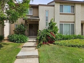 Building Photo - 881 Hartford Ln