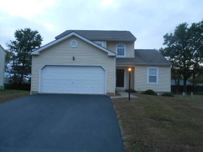 Building Photo - 368 Evergreen Cir