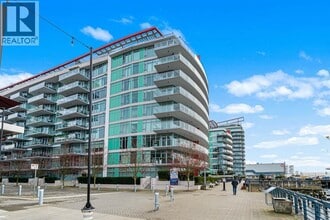 Building Photo - 175 Victory Ship Way