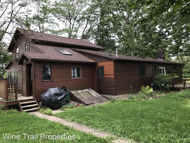 Foto del edificio - 2 br, 2 bath House - 3296 County House Rd