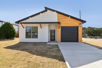 Building Photo - 4501 Christy Dr