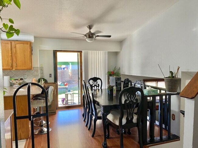 Building Photo - Beautiful Home on Large Corner Lot with 4 ...