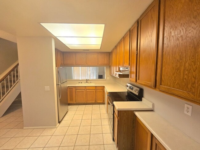 Building Photo - 2 Bedroom/2.5 Bathroom Townhome in Chandler