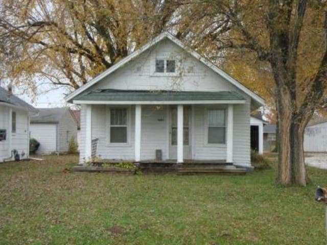 1603 S Boundary Front View - 1603 S Boundary St