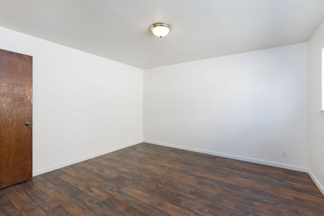 Bedroom 1 - 695 33rd Ave