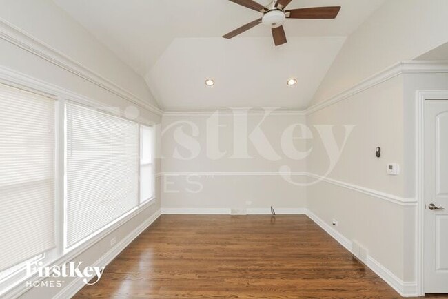 Foto del edificio - 8229 S Sacramento Ave