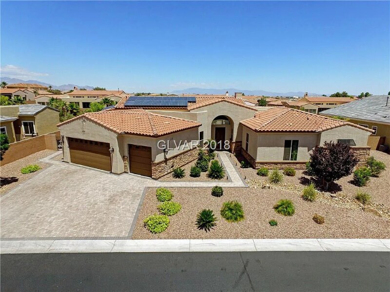 Primary Photo - 7582 Corvina Ave