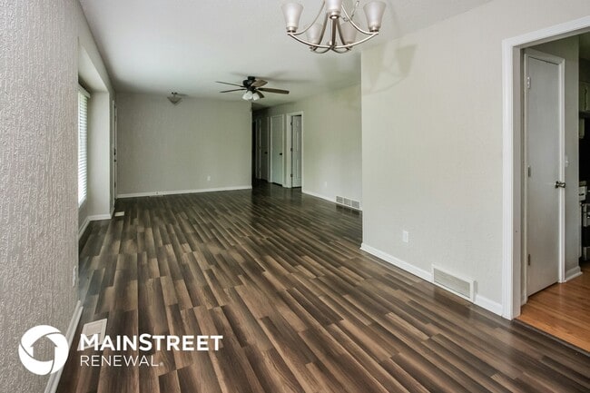 Building Photo - 1808 Thornton St