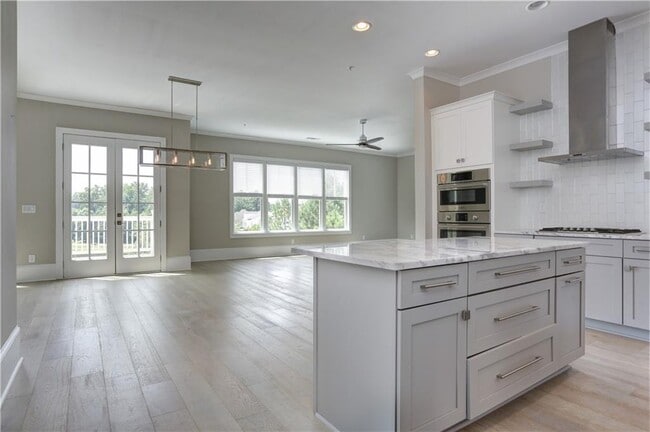 Building Photo - 12600 Marstrow Dr