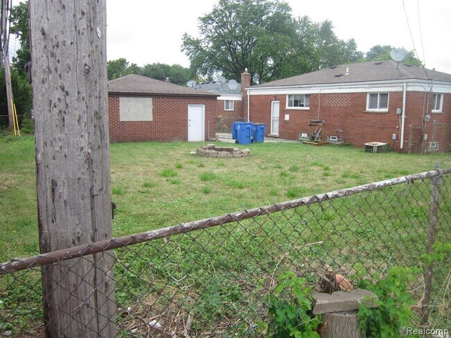 Foto del edificio - 27294 W Pleasant Ridge Dr