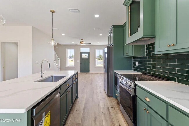 Foto del edificio - 4 bedroom 2.5 bath House