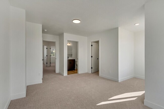Foto del edificio - 5913 Wasatch Dr