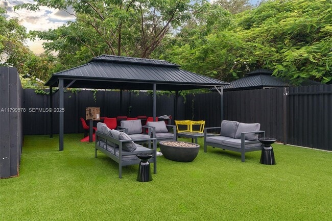 Building Photo - 410 NW 52nd St