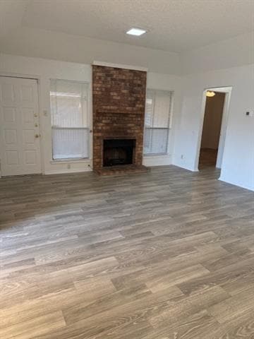 Foto del edificio - 4421 Tall Meadow Ln