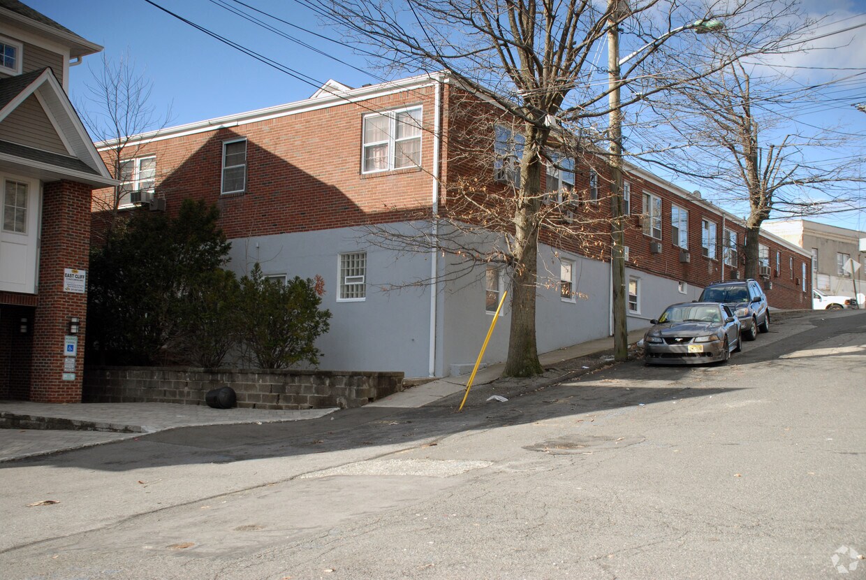 Foto del edificio - 250 Palisade Ave