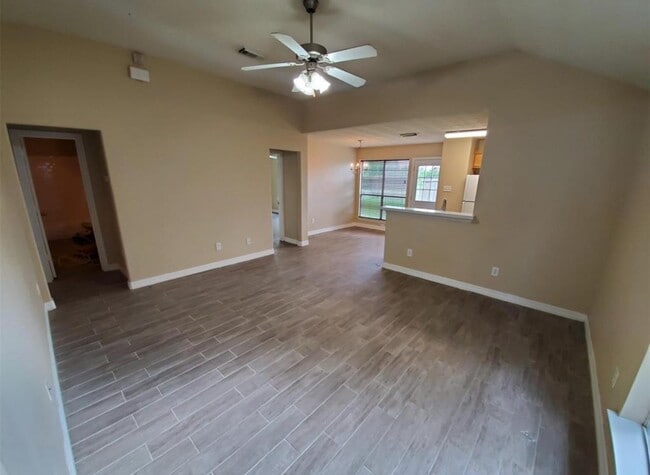 Building Photo - 171 Horn Ct