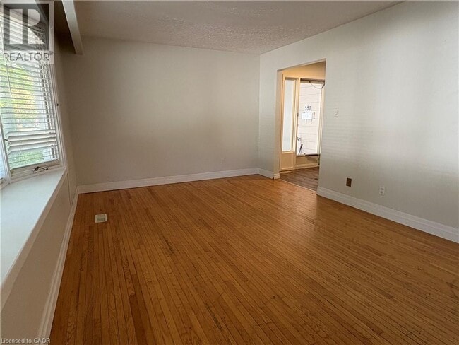 Building Photo - 551 Fallingbrook Dr