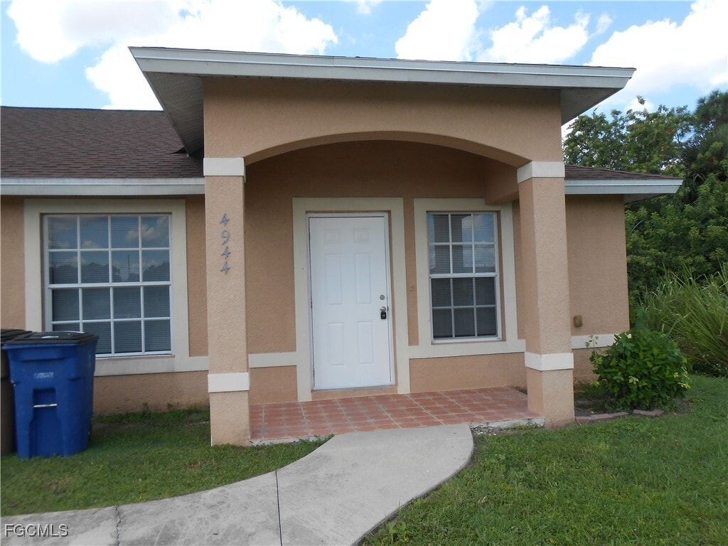 Foto principal - 4944 Golfview Blvd