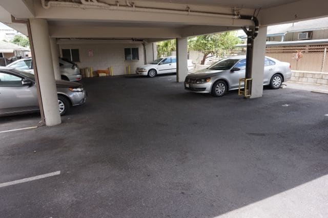 Building Photo - 1122 Hoolai St