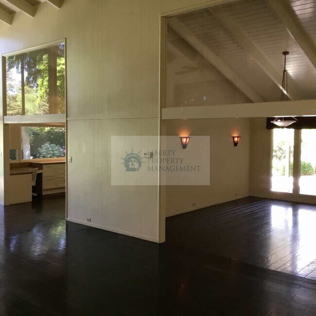 Foto del edificio - 7108 Del Rio Dr