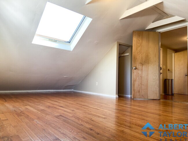 Foto del edificio - 8 Sunset St