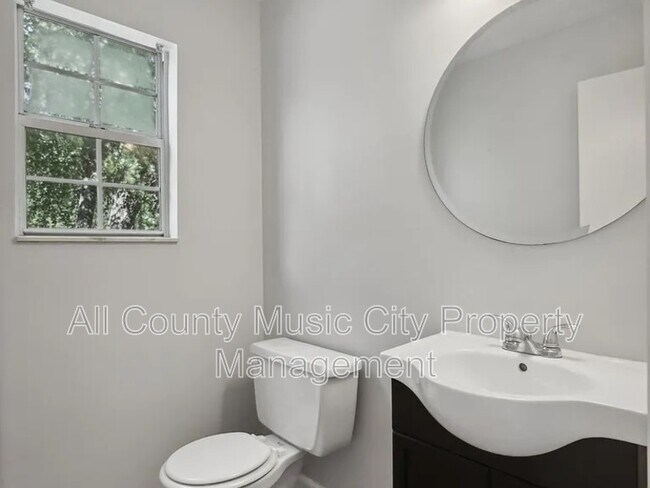 Building Photo - 620 Meadowview Ct