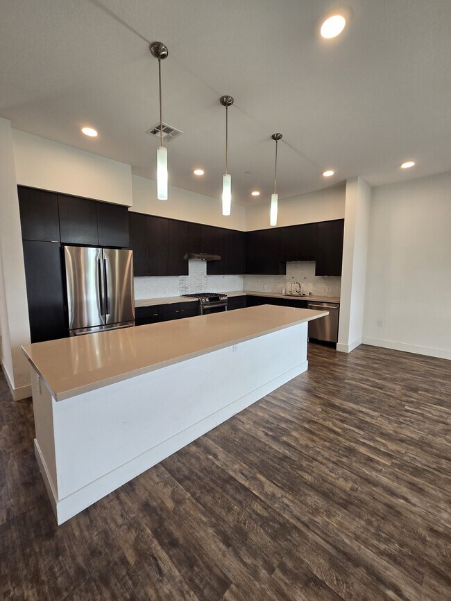 Photo - 3658 Capitol Ave Apartment