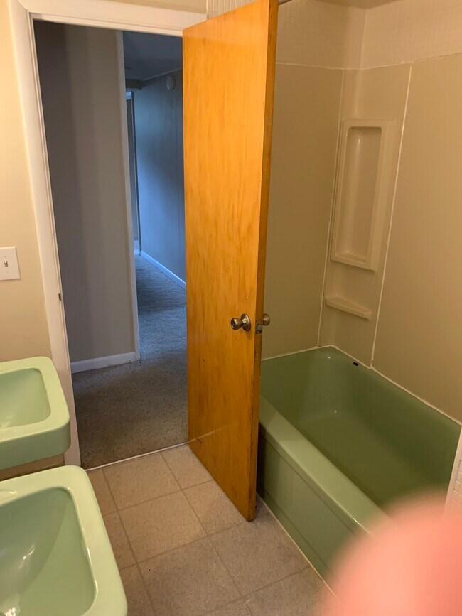 Foto del edificio - 712 S 13th Ave